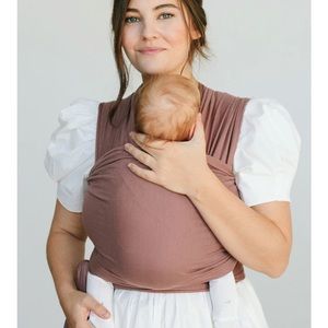 NWOT Solly Baby wrap in cottage rose